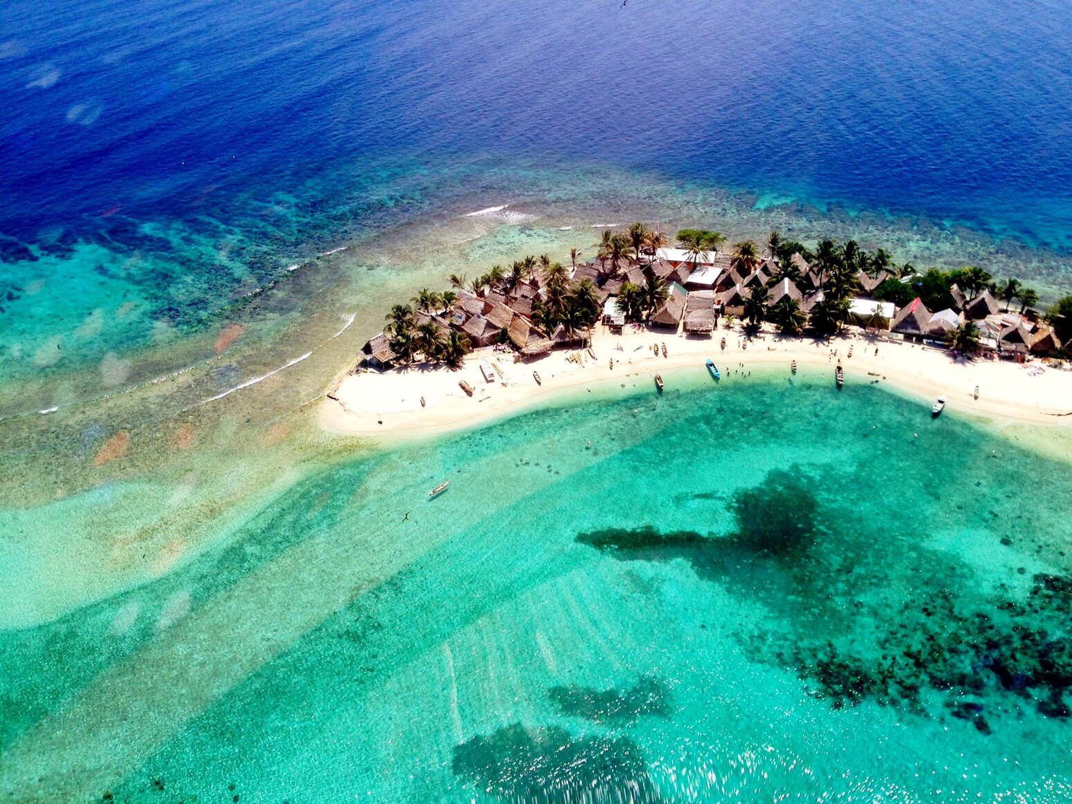 Najem plovil Honduras