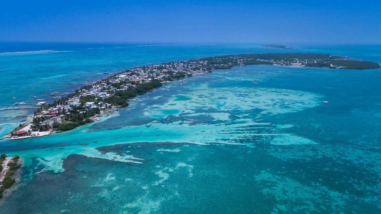 Yacht Charter Caye Caulker